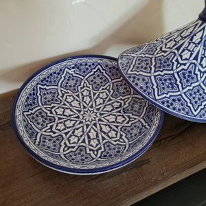 Handcrafted Fez Blue Tagine - A Masterpiece in Ceramic Kitchenware